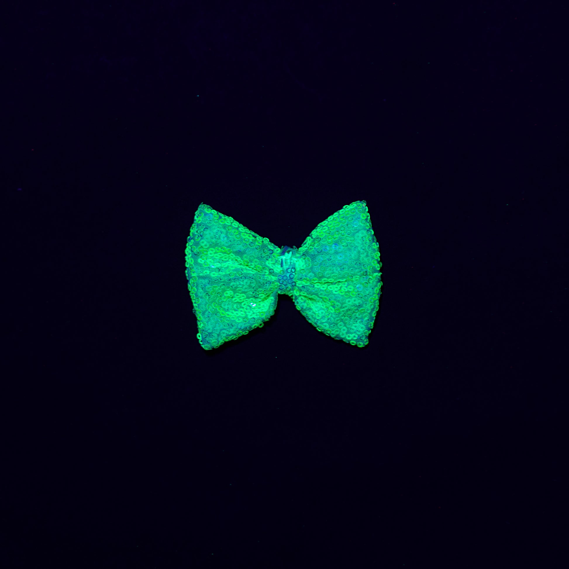 A Leading Role Green Glow Bow Ties
