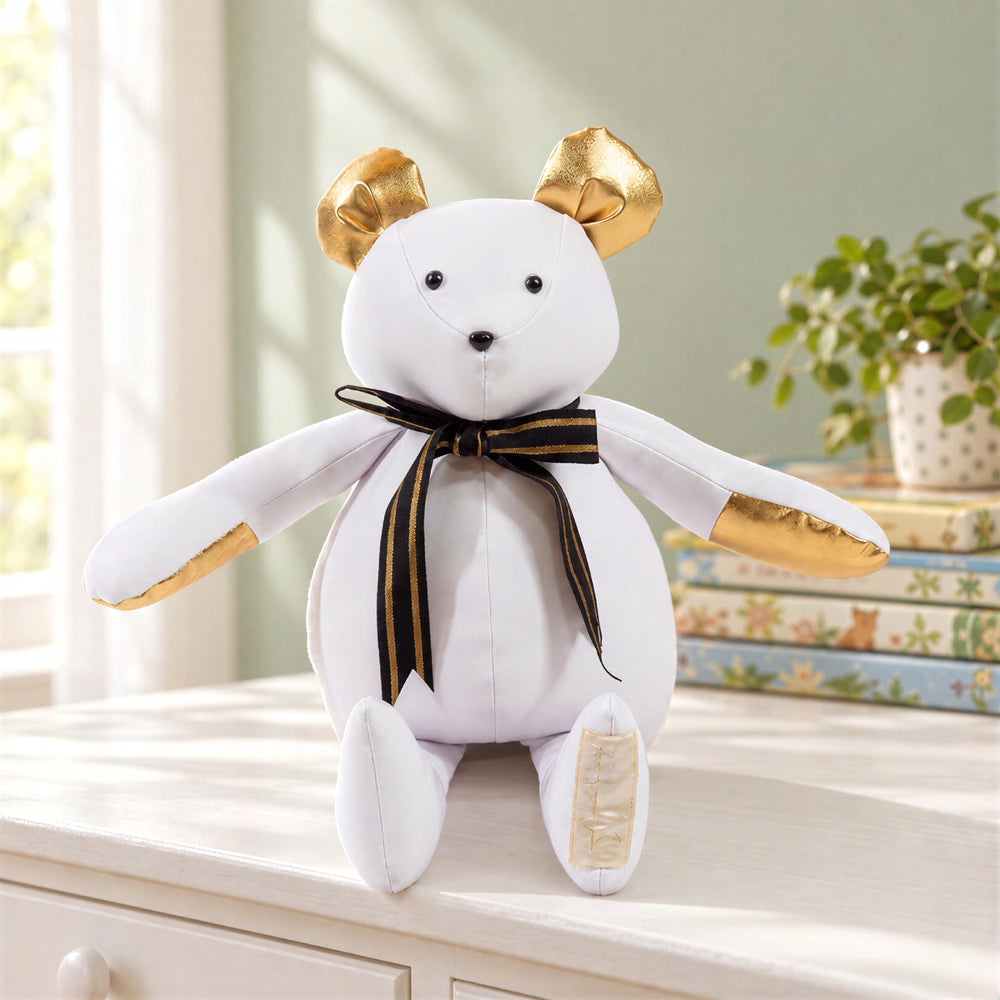 A Leading Role Small White Signature Bear