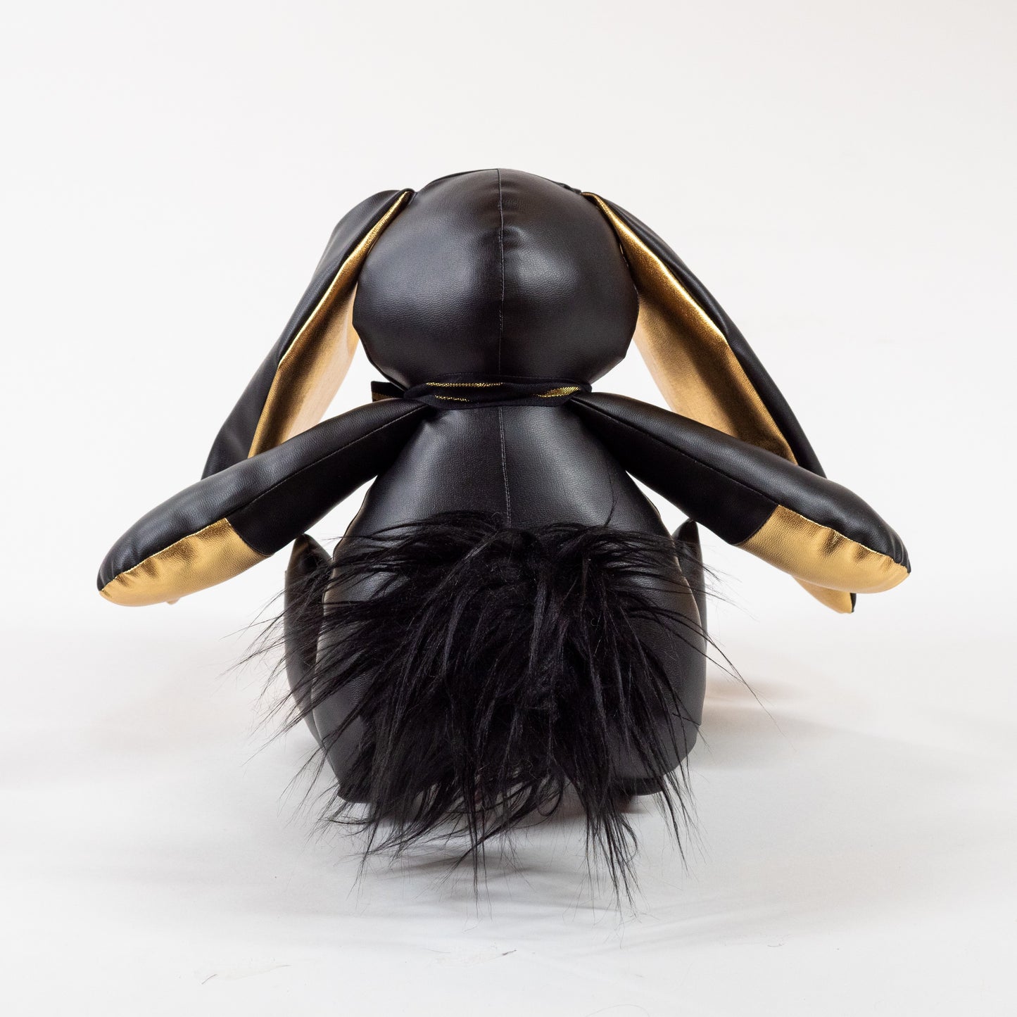 A Leading Role Small Black Signature Bunny