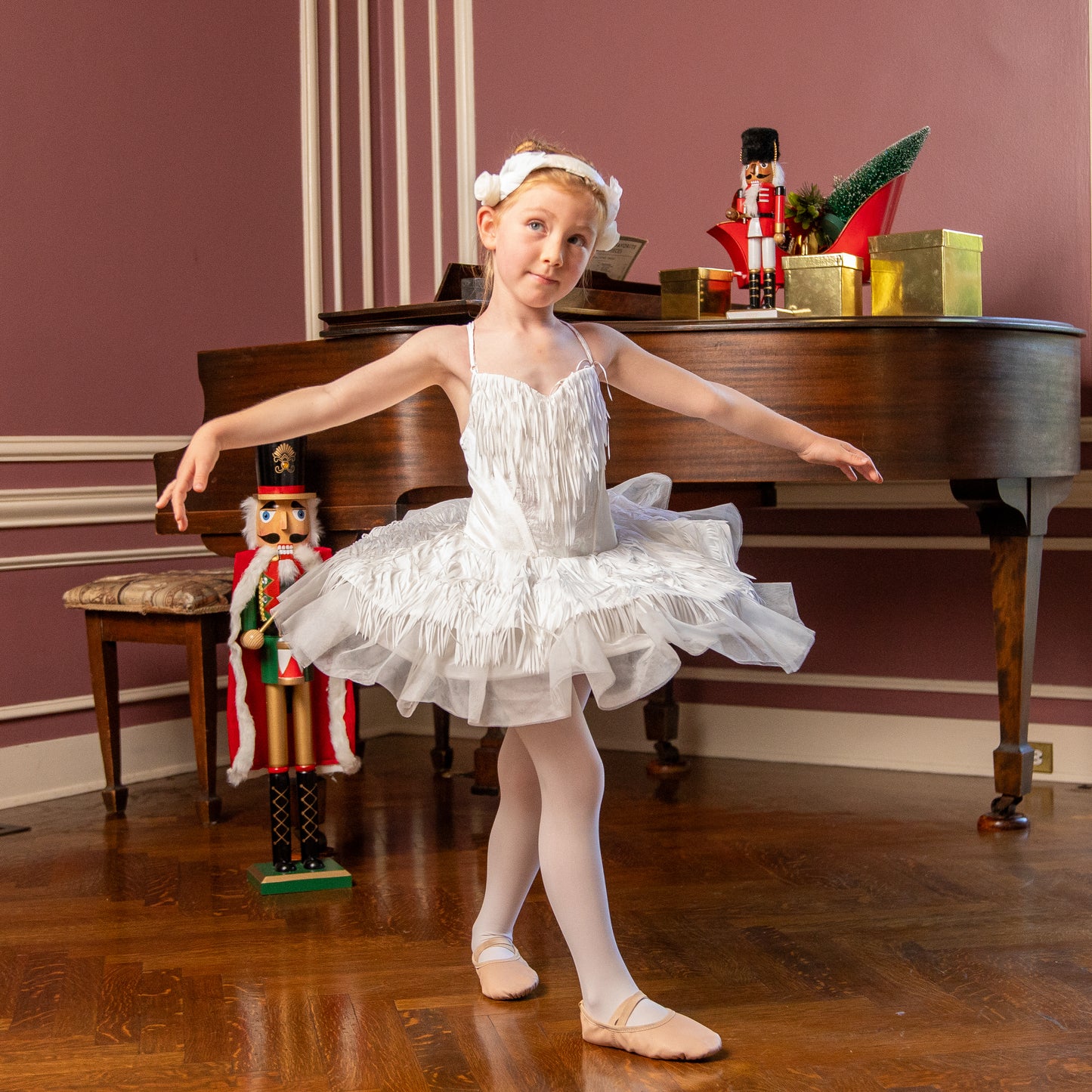 A Leading Role Premium White Ballerina Dress Up