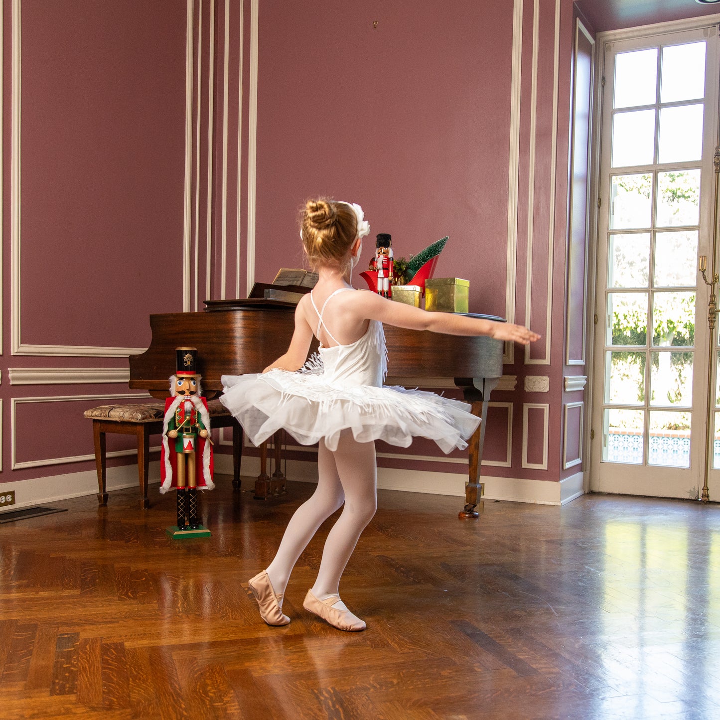 A Leading Role Premium White Ballerina Dress Up